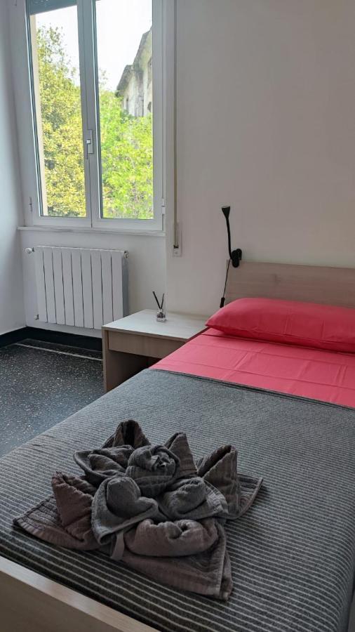 Ostello Le Ville Di Cornigliano By Smart-Home Генуа Екстериор снимка